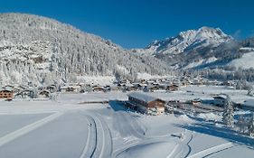 Fairhotel Hochfilzen B&B