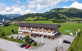Fairhotel Hochfilzen B&B